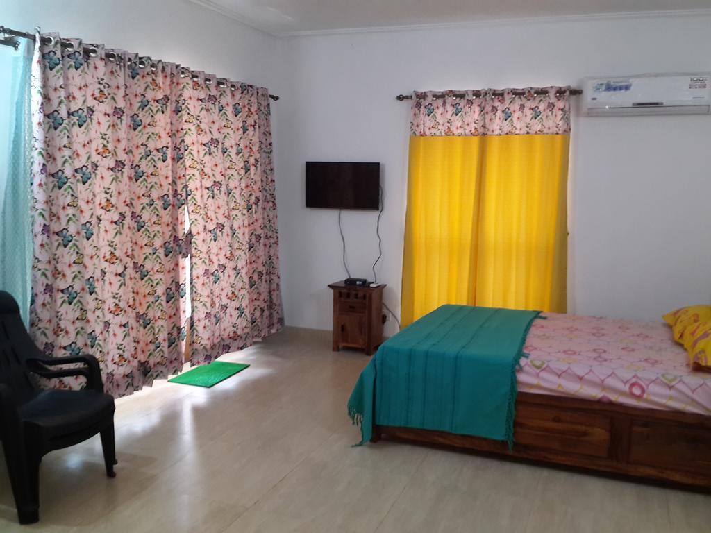 Studio And One Bedroom Apartment In Riviera Sapphire, Siolim Exteriör bild