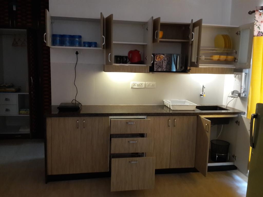 Studio And One Bedroom Apartment In Riviera Sapphire, Siolim Exteriör bild